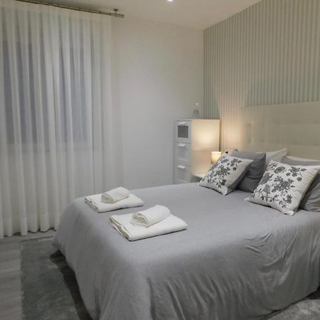 Lar De San Xulian Apartment ปอนเตเบดรา ภายนอก รูปภาพ