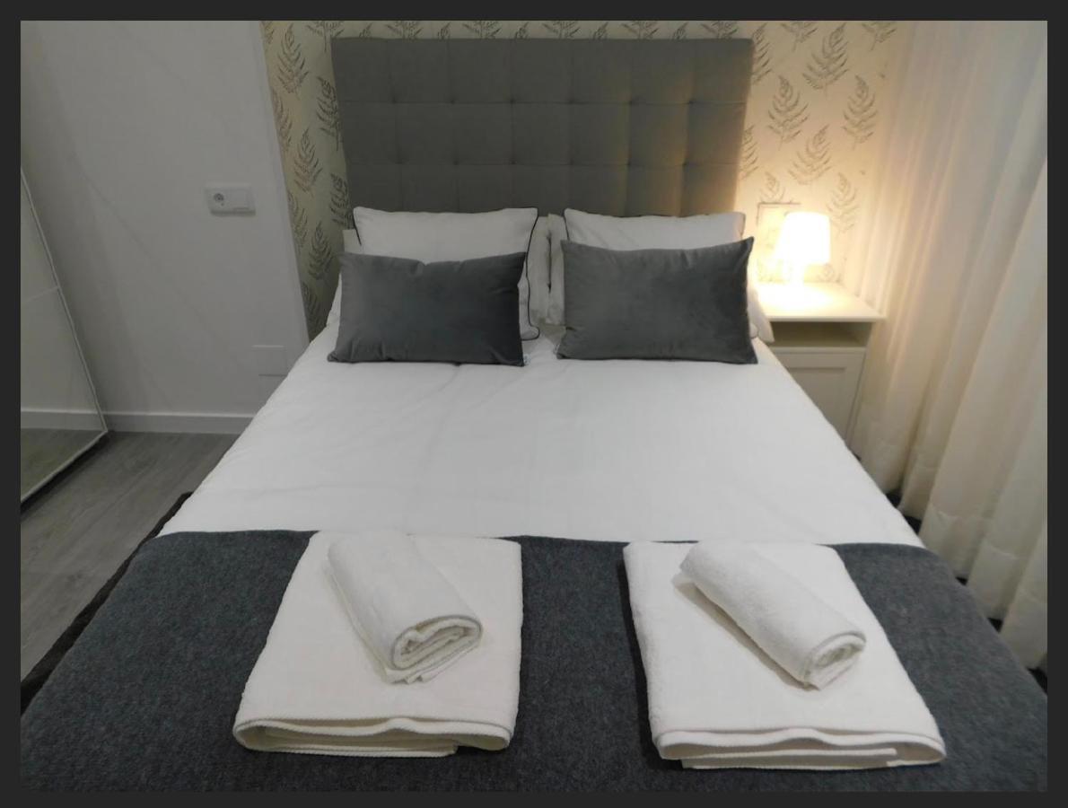 Lar De San Xulian Apartment ปอนเตเบดรา ภายนอก รูปภาพ